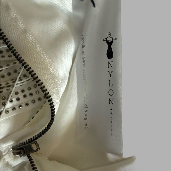 NWT nylon apparel white fringe skort Large (no belt) - Picture 12 of 12